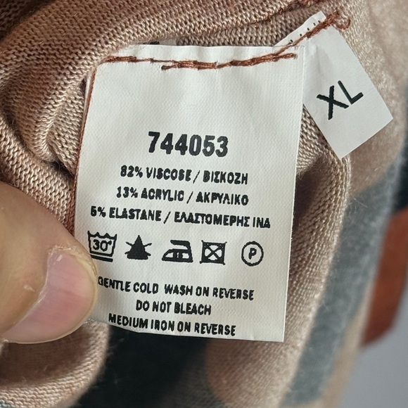 Ozai N Ku Bold Orange and Black Oversized Squared Patterned Tunic Top Size XL - Picture 9 of 10